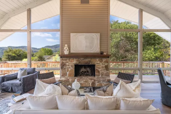 Carmel, CA 93923,27180 Los Arboles DR