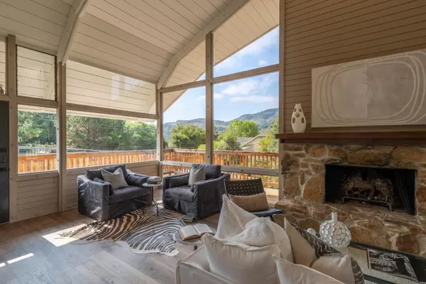 Carmel, CA 93923,27180 Los Arboles DR