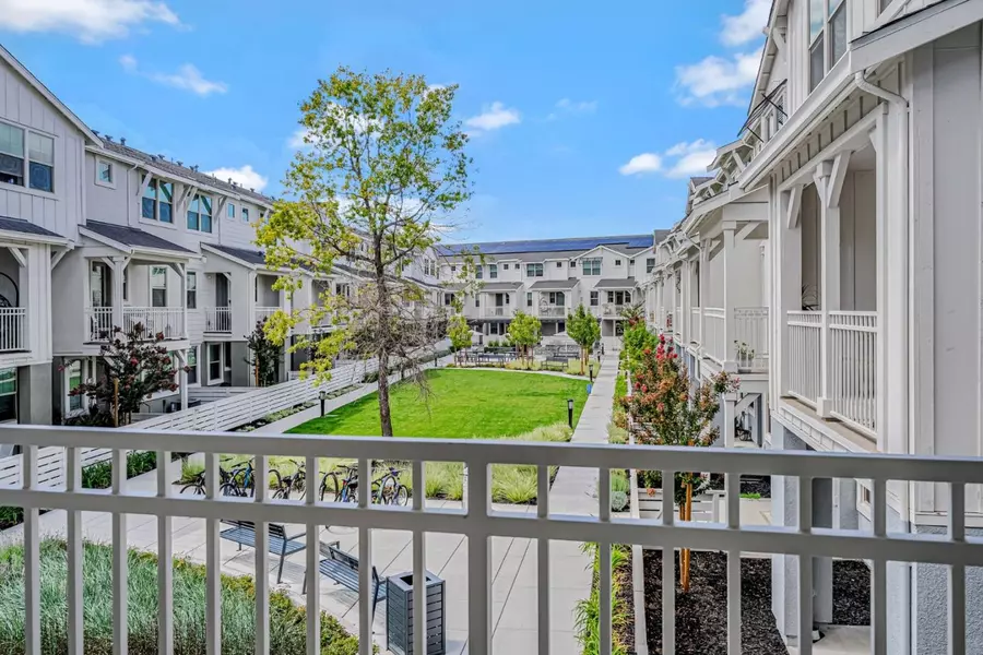 231 Oak CIR, Walnut Creek, CA 94597