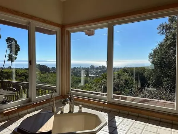 Aptos, CA 95003,7104 Viewpoint RD