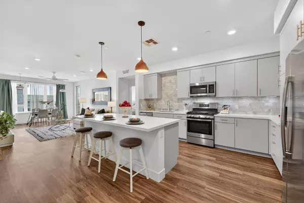 5925 Charlotte DR 408, San Jose, CA 95123