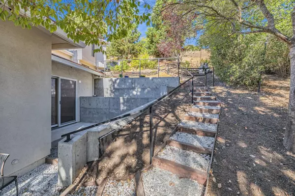 Los Altos Hills, CA 94022,14215-A AMHERST CT