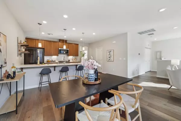 Milpitas, CA 95035,621 Clover Circle