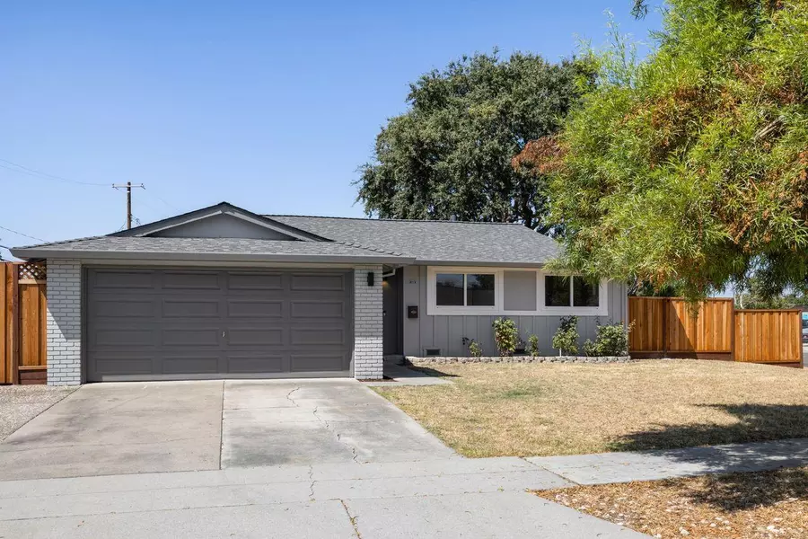 480 Chinook LN, San Jose, CA 95123