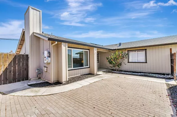 Hollister, CA 95023,1671 Monticello DR