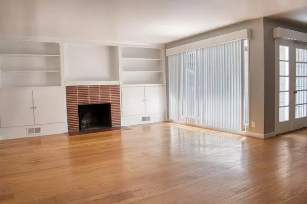 East Palo Alto, CA 94303,640 Circle DR