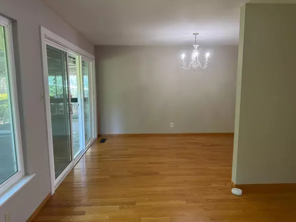 Burlingame, CA 94010,1768 Quesada WAY 1768