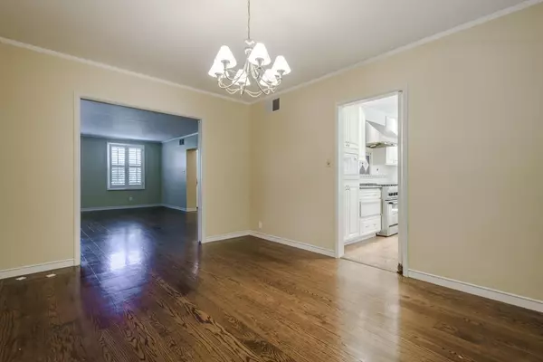 San Mateo, CA 94402,221 Parrott DR