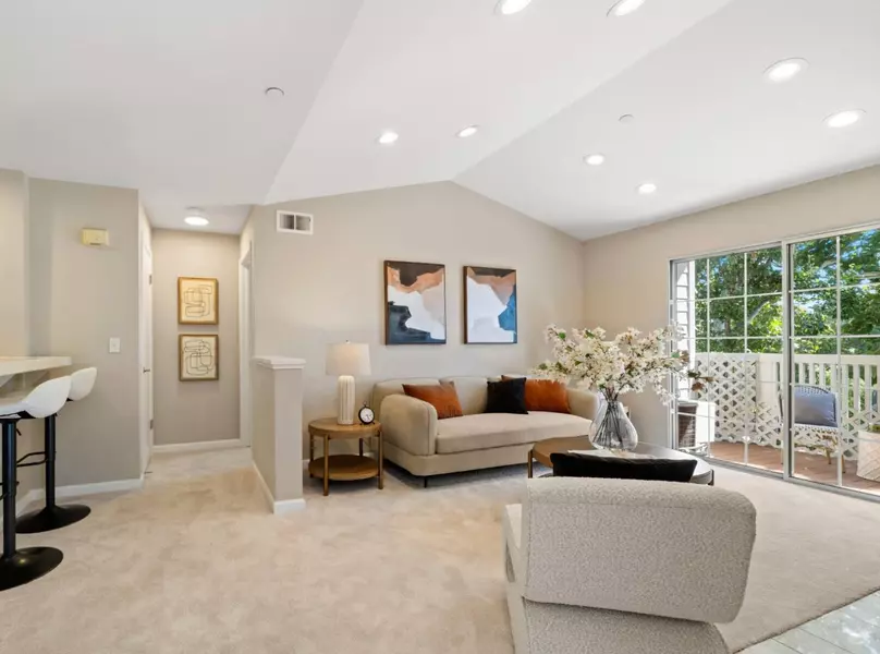 614 Arcadia TER 301, Sunnyvale, CA 94085