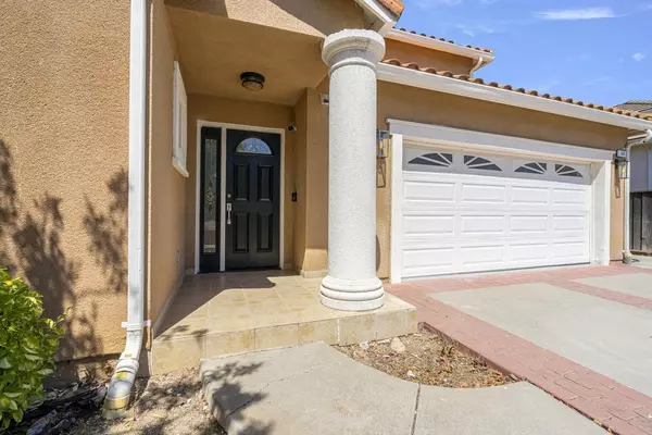 Morgan Hill, CA 95037,165 Christine Lynn DR