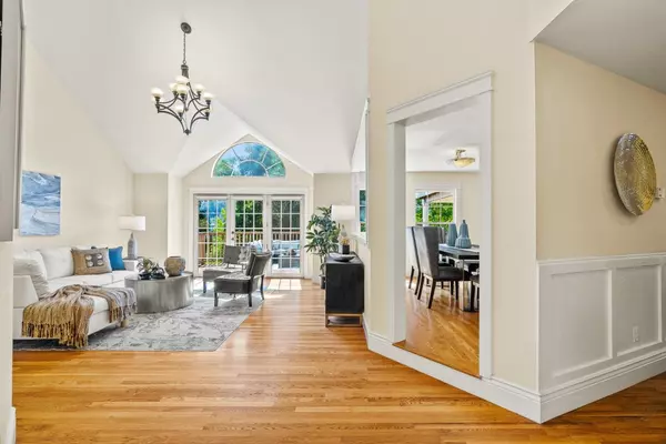 Scotts Valley, CA 95066,173 Oak Creek BLVD