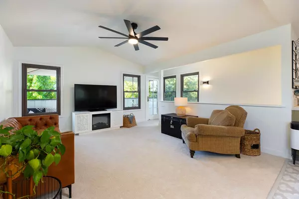 296 Grace WAY, Scotts Valley, CA 95066
