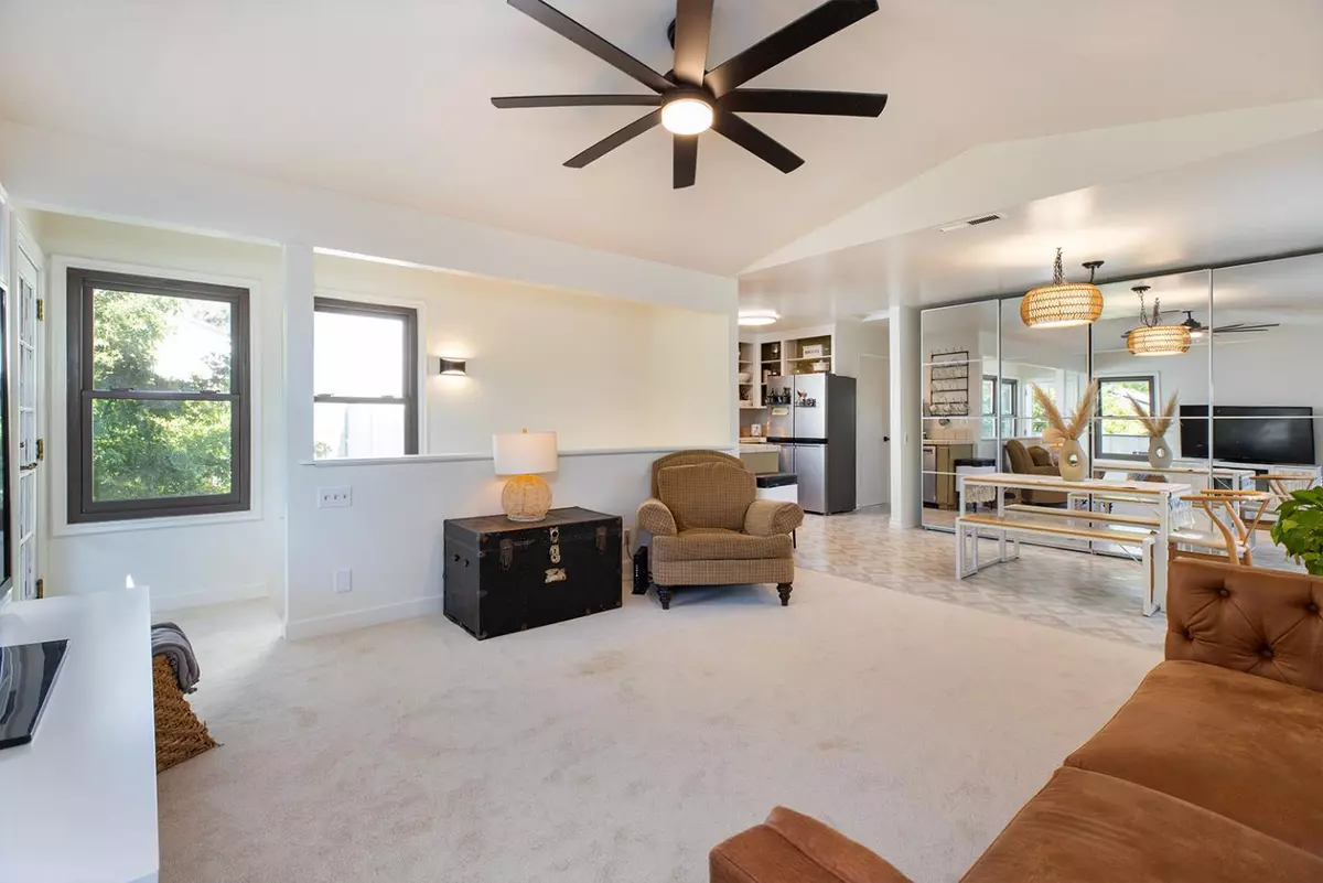 Scotts Valley, CA 95066,296 Grace WAY