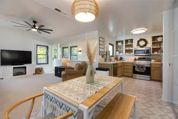 Scotts Valley, CA 95066,296 Grace WAY