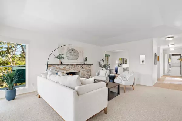 Carmel Valley, CA 93923,115 Del Mesa Carmel