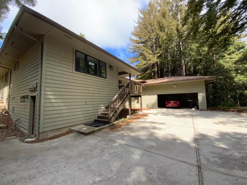 300 Winona WAY, Aptos, CA 95003