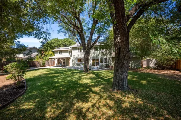 Los Altos, CA 94024,1992 Deodara DR