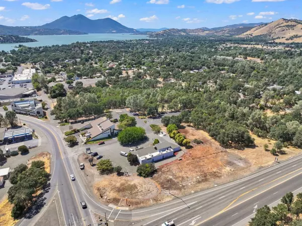 Clearlake, CA 95422,15363 Palm AVE