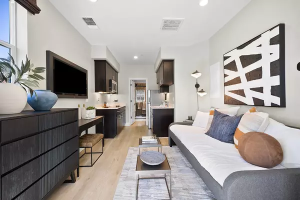 Castro Valley, CA 94546,21061 Story ST