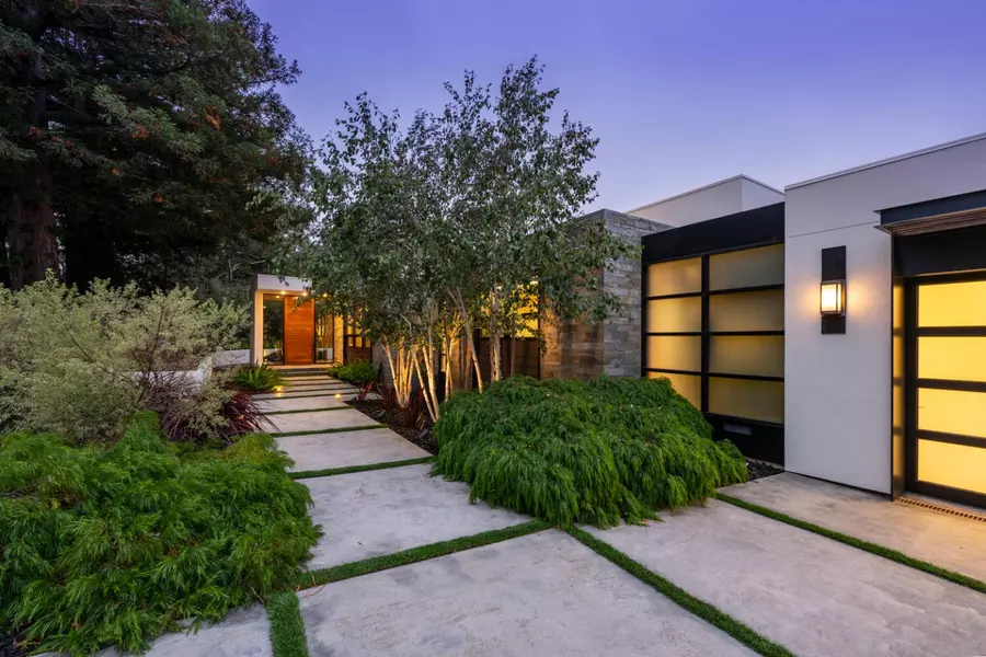 5 Drayton RD, Hillsborough, CA 94010