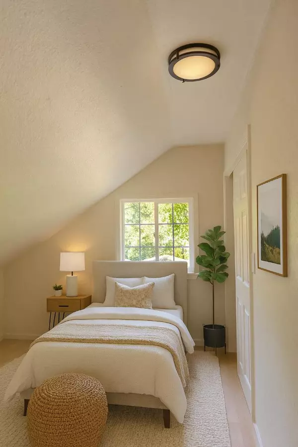 Los Gatos, CA 95033,2950 Bear Canyon RD