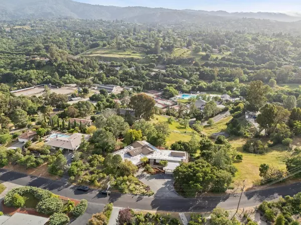 Los Altos Hills, CA 94022,12675 La Cresta DR