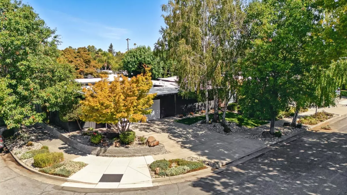 San Jose, CA 95125,1665 Fairorchard AVE