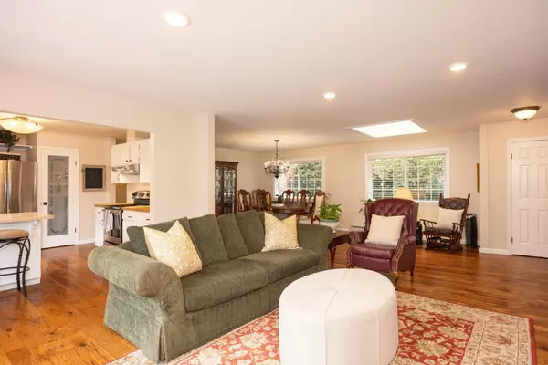 Montara, CA 94037,1047 Acacia ST