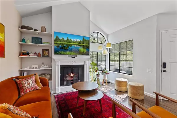 San Jose, CA 95121,2878 Buena Crest CT