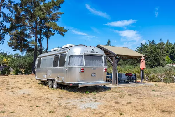 Watsonville, CA 95076,125 Gilchrist WAY