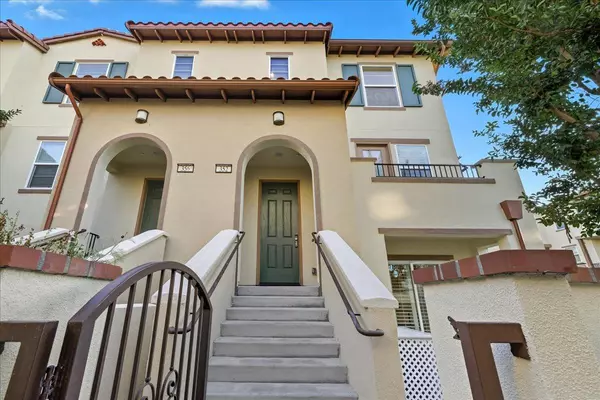 Sunnyvale, CA 94085,352 Santa Elena TER