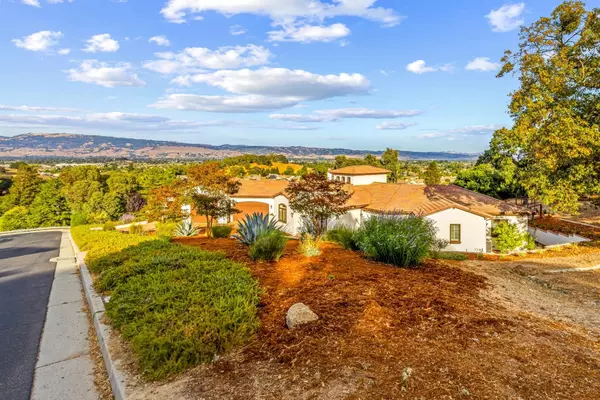 Gilroy, CA 95020,9110 Tea Tree WAY