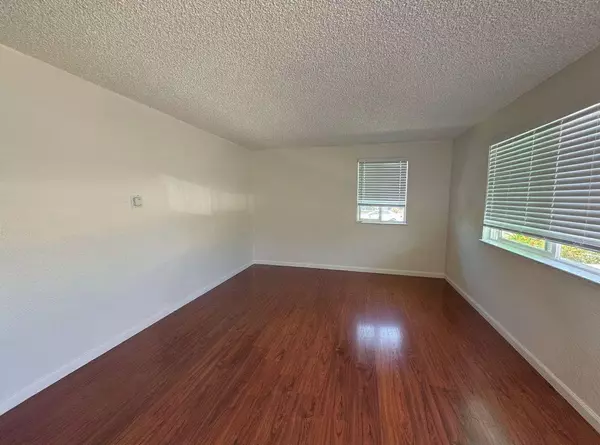 San Jose, CA 95116,1672 E San Fernando ST