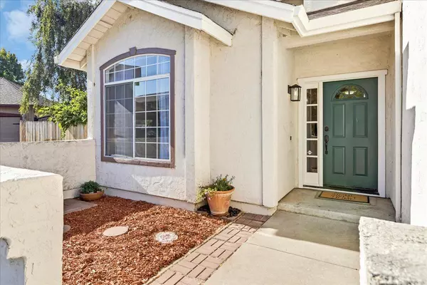 Salinas, CA 93906,18 Suffield CIR