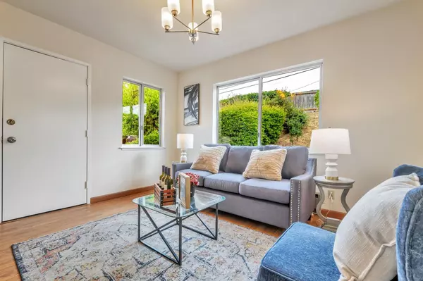 San Bruno, CA 94066,2861 Cottonwood DR