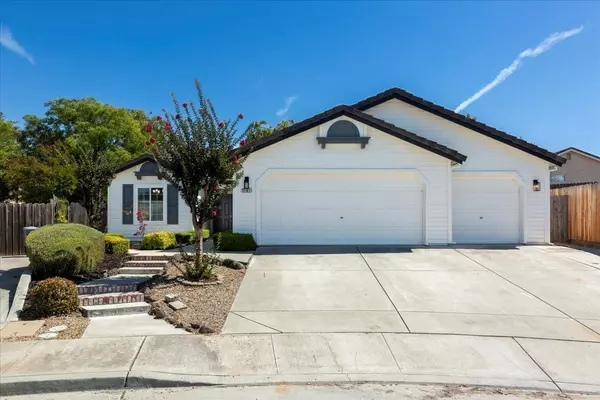 2181 Osborne CIR, Hollister, CA 95023