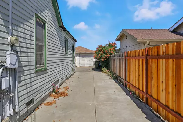 Newark, CA 94560,37136 Magnolia ST