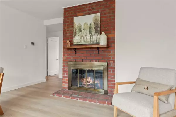 Santa Clara, CA 95050,2150 Menzel PL