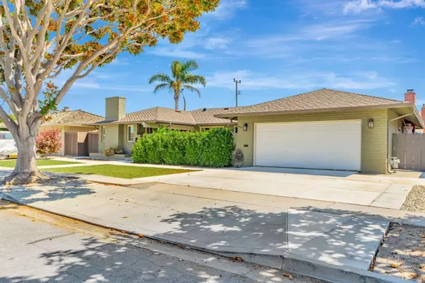 Salinas, CA 93901,1231 La Mirada DR