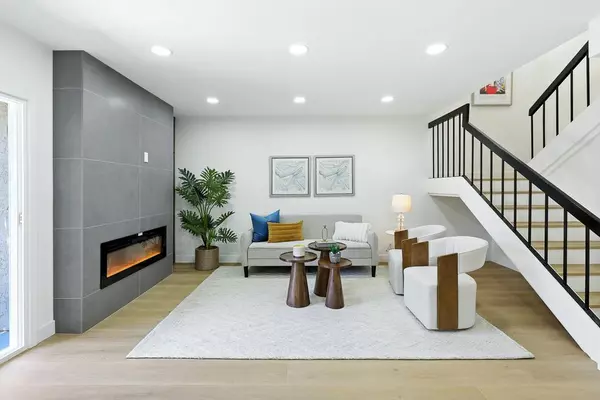 Foster City, CA 94404,739 Aries LN