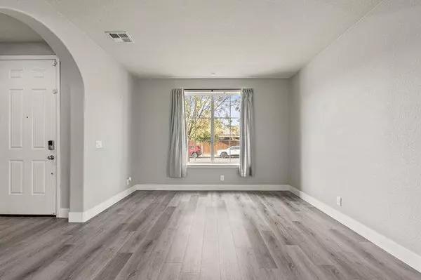 Los Banos, CA 93635,2095 Palermo DR