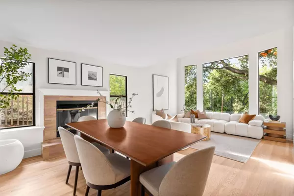 Redwood City, CA 94062,416 Crest DR