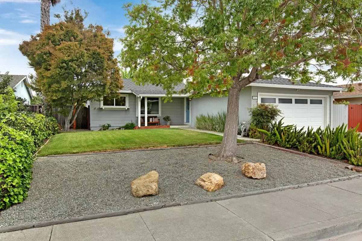 Fremont, CA 94536,35282 Cano CT