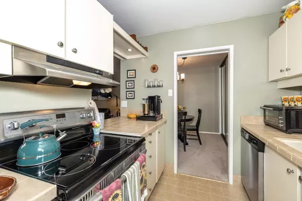 Belmont, CA 94002,400 Davey Glen RD 4503