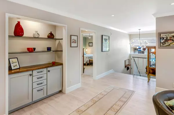 Monterey, CA 93940,5 Skyline Crest DR