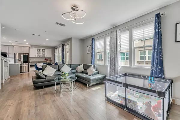 Santa Clara, CA 95050,1549 Pratt PL