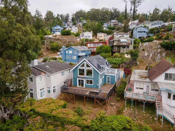 El Granada, CA 94018,1107 Columbus ST