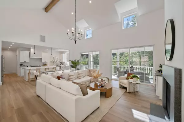 Boulder Creek, CA 95006,266 W Hilton DR