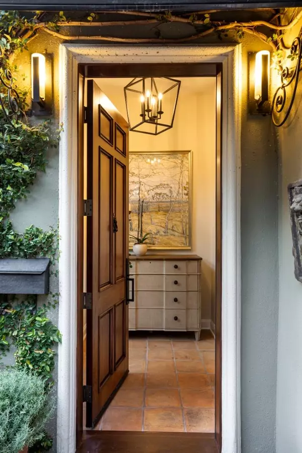 Menlo Park, CA 94025,414 Laurel AVE