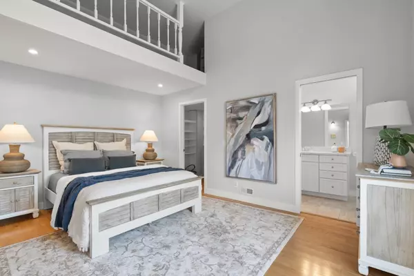 Santa Cruz, CA 95062,152 Frederick ST